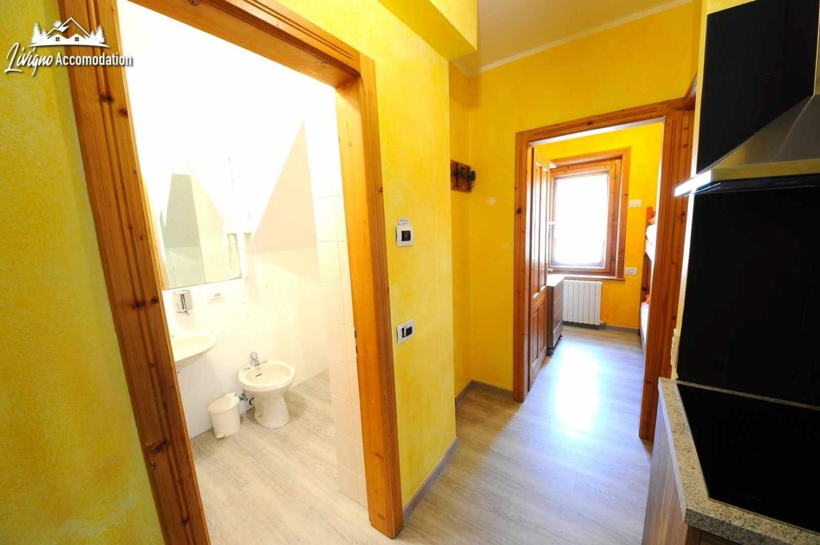 Residence Casa Longa By Livigno Accomodation Room photo